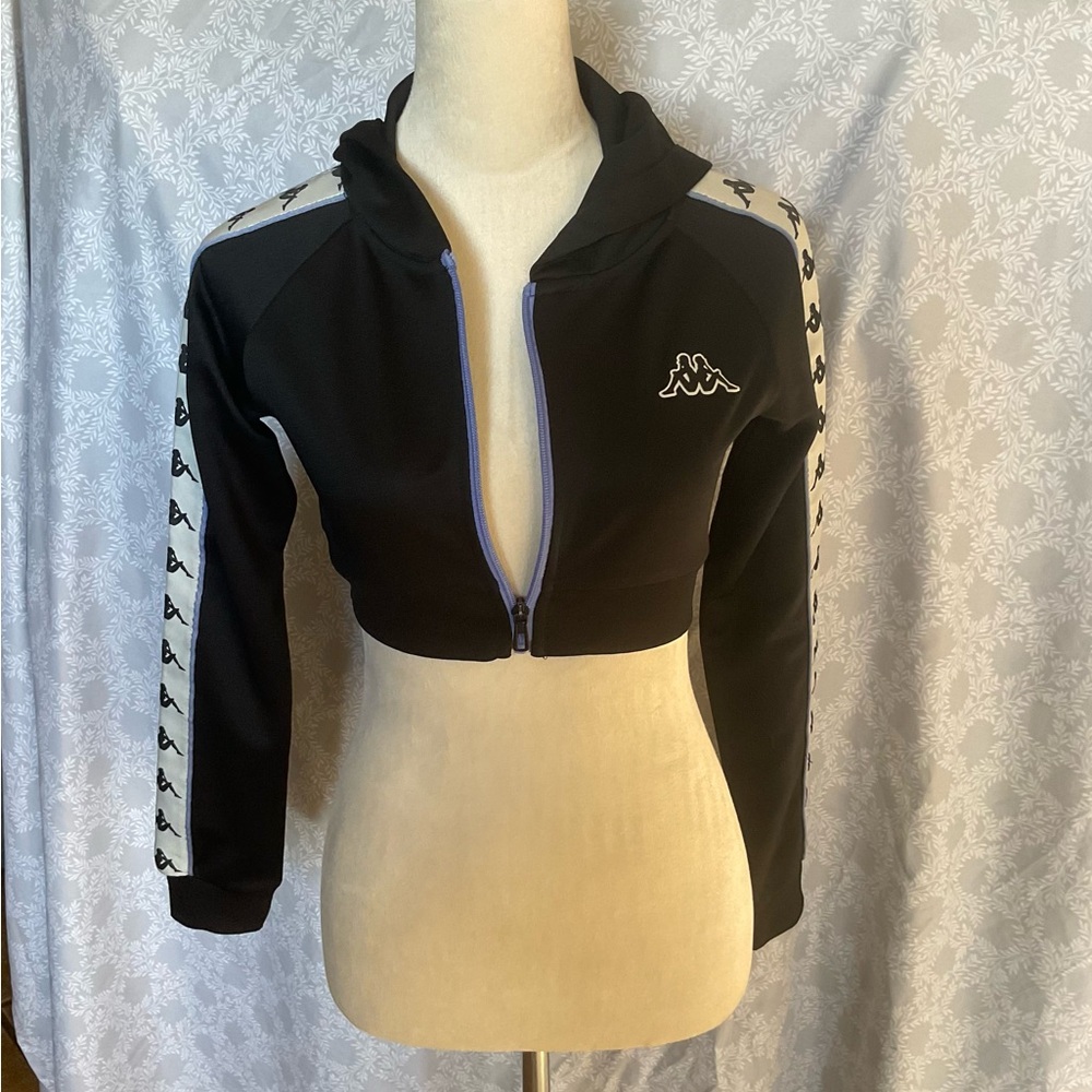 Kappa Cropped Zip Up - Picture 2 of 8